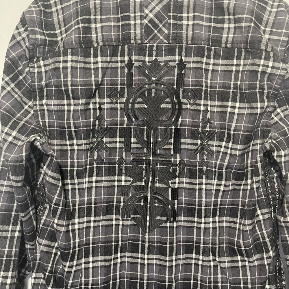 Guess Forrester Embroidered Plaid Flannel Shirt - Like New Condition - Picture 8 of 10